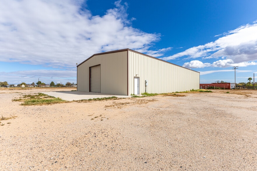 More Photos Of 50150 W Julie Ln, Maricopa Warehouse For Sale