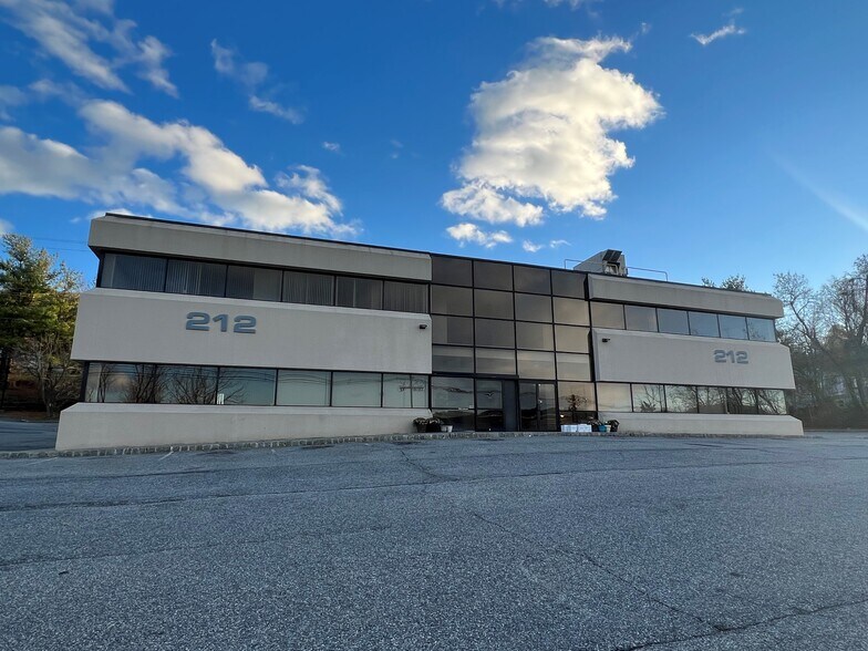More Photos Of 212 State Rt 94, Vernon Medical For Lease