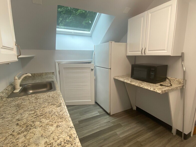 More Photos Of 600 Newtown Rd, Villanova Office Residential For Sale