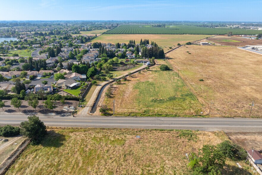 More Photos Of 10368 E Shaw Ave, Clovis Land For Lease