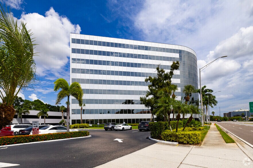 More Photos Of 5201 W Kennedy Blvd, Tampa Office For Lease
