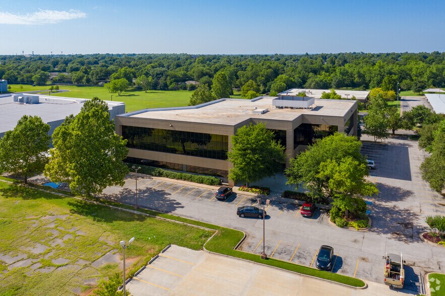 More Photos Of 4100 Perimeter Center Dr, Oklahoma City Unknown For Lease