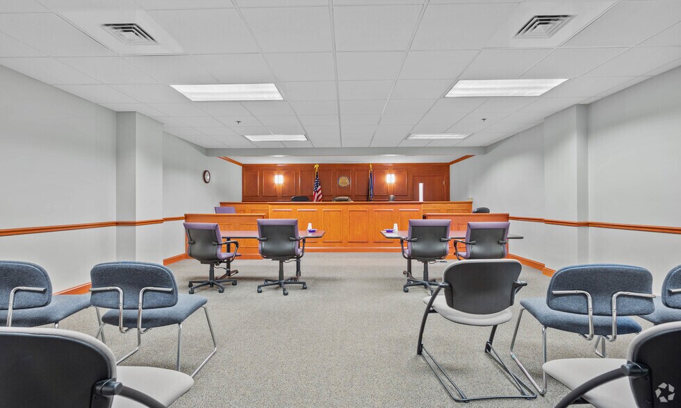 More Photos Of 2601 N 3rd St, Harrisburg Office For Sale
