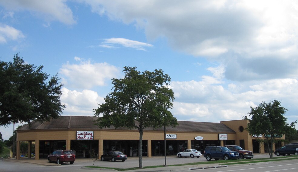 More Photos Of 1300 Ralph Hall Pky, Rockwall General Retail For Lease