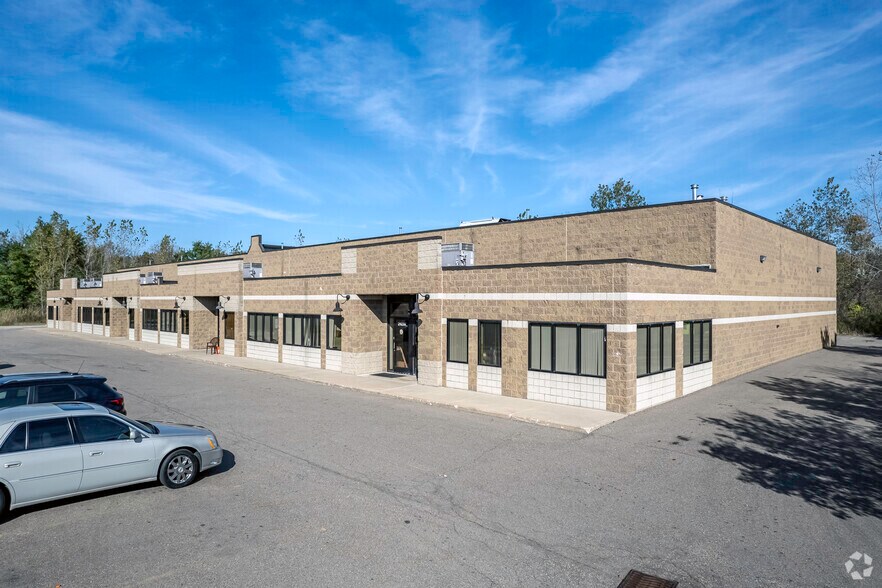 Primary Photo Of 29234-29248 Lyon Oaks Dr, Wixom Manufacturing For Lease