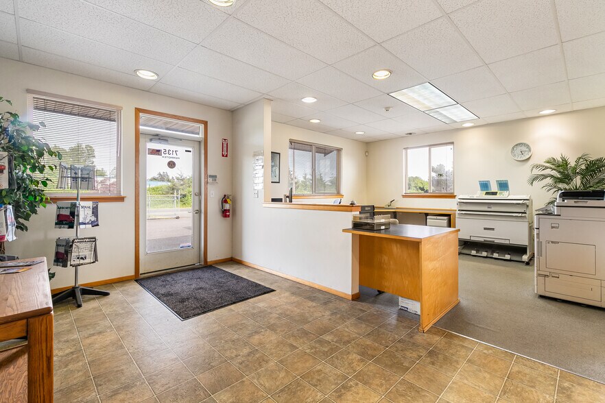 More Photos Of 7135 Delta Line Rd, Ferndale Warehouse For Sale