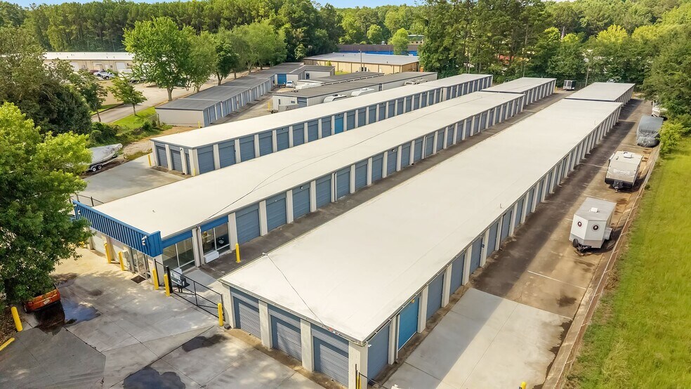 More Photos Of 126 Huddleston Rd, Peachtree City Self Storage For Sale