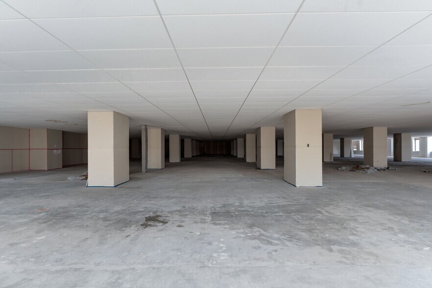 More Photos Of 130 S Market St, Wichita Office For Lease
