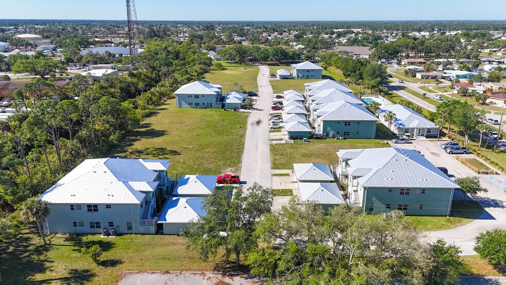 More Photos Of 4520 S Biscayne Dr, North Port Apartments For Sale