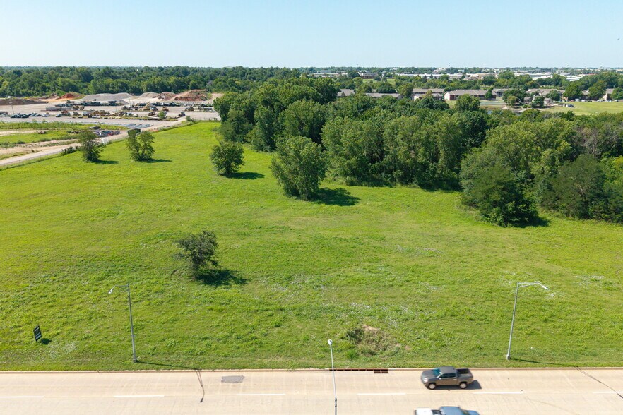 More Photos Of 3900 SW 15th St, Oklahoma City Land For Sale