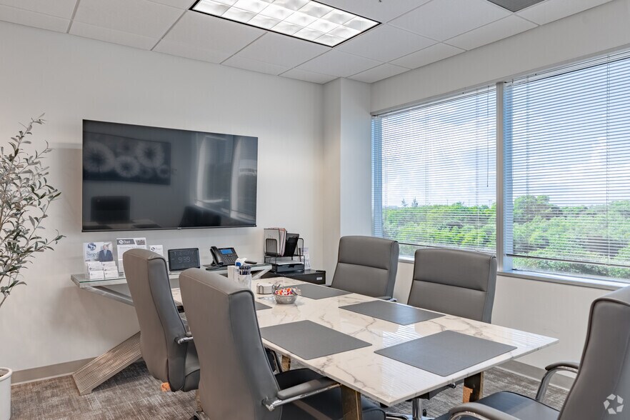 More Photos Of 2500 N Military Trl, Boca Raton Office For Lease