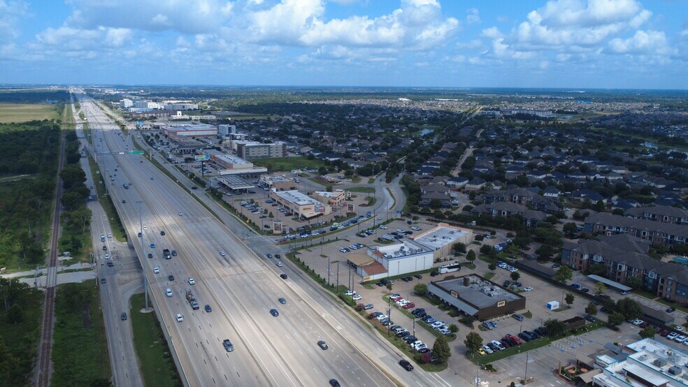 More Photos Of 14106 Mueschke Rd, Cypress Storefront Retail Office For Lease