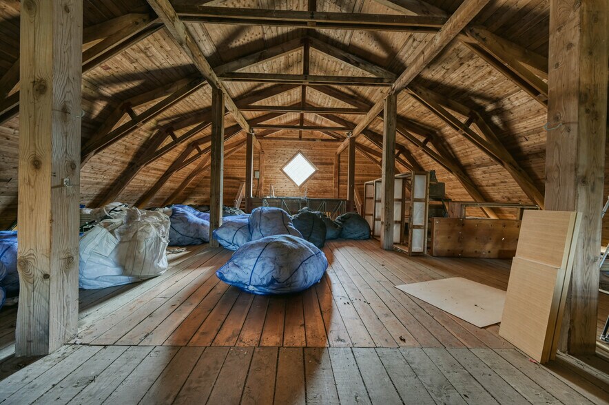 More Photos Of 3200 Clam Bay Rd, Pender Island Land For Sale