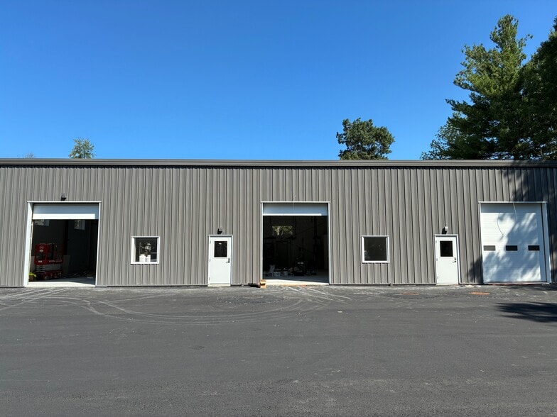 More Photos Of 478 Groton Rd, Westford Unknown For Lease