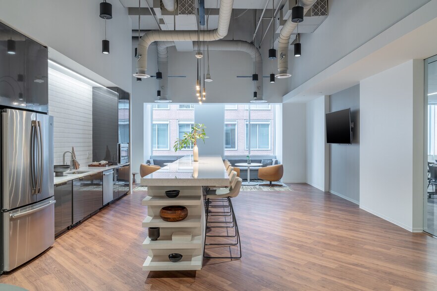 More Photos Of 1925 Ballenger Ave, Alexandria Office For Lease