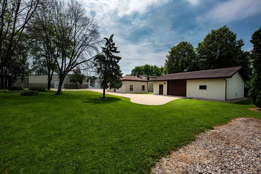 More Photos Of 229 Idaho St, Oshkosh Industrial For Sale