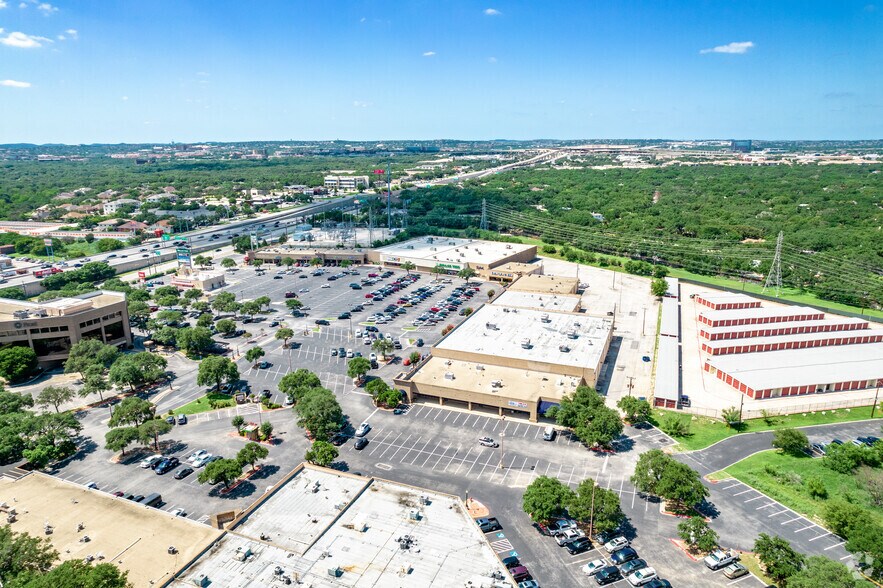 More Photos Of 16602-16668 San Pedro Ave, San Antonio Unknown For Lease