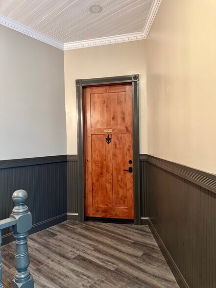 More Photos Of 108 N Jefferson Ave, Eatonton Storefront Retail Office For Sale