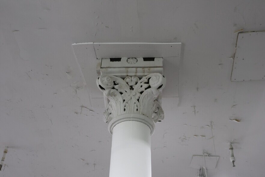 More Photos Of 610 Wood St, Pittsburgh Storefront Retail Office For Lease