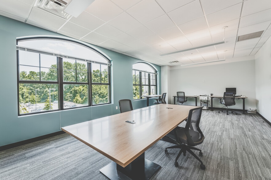 More Photos Of 99 E Main St, Franklin Office For Lease