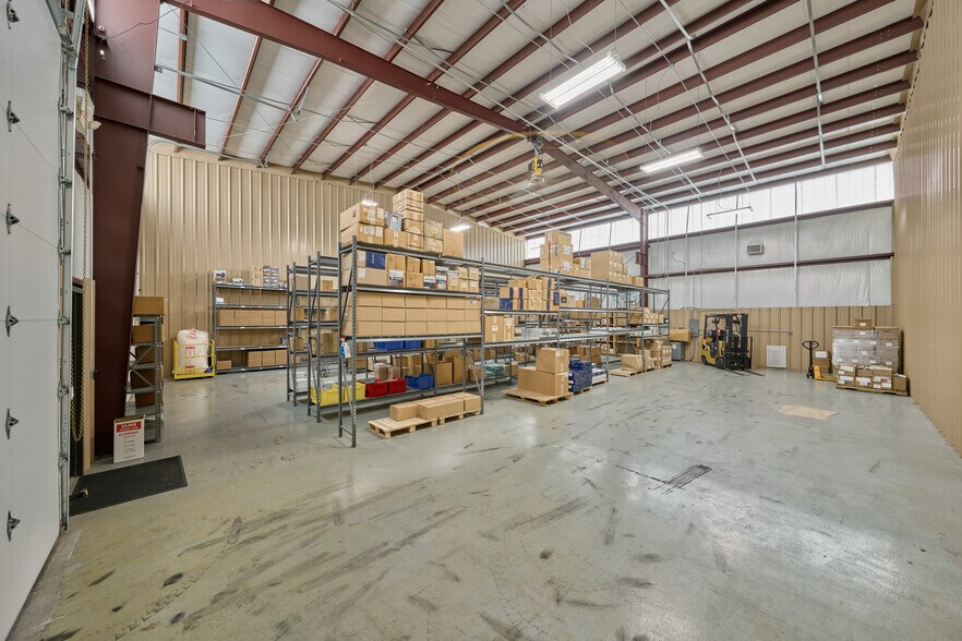 More Photos Of 26451 Hanna Rd, The Woodlands Warehouse For Sale