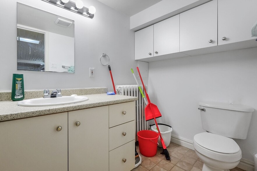 More Photos Of 1031 Carling Av, Ottawa Apartments For Sale