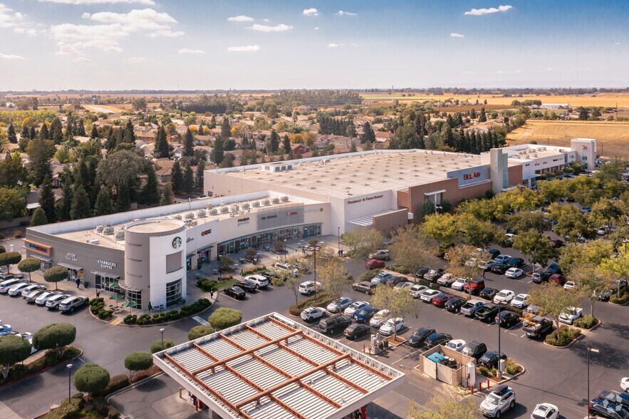 More Photos Of 3220-3280 Arena Blvd, Sacramento Unknown For Lease