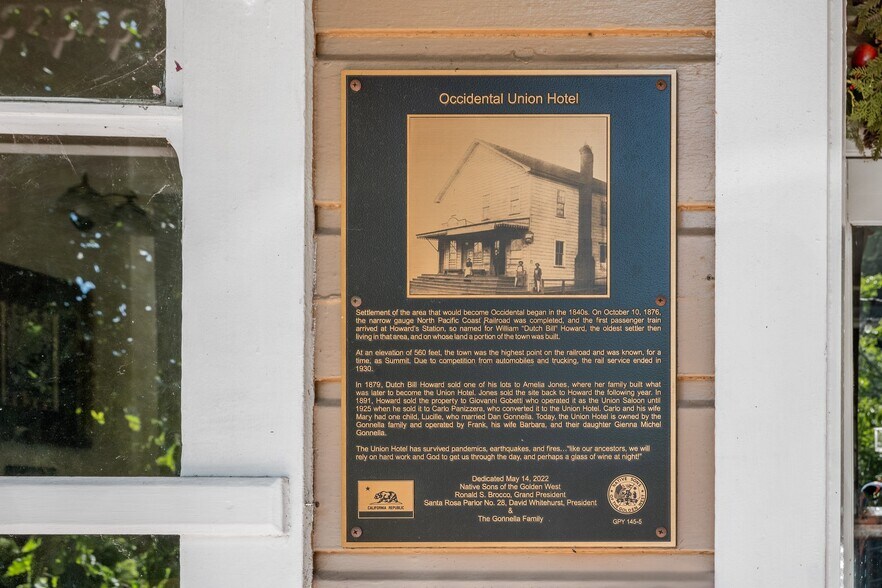 More Photos Of 3731 Main st, Occidental Restaurant For Sale