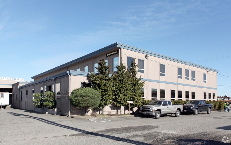 More Photos Of 7433 5th Ave S, Seattle Flex For Sale