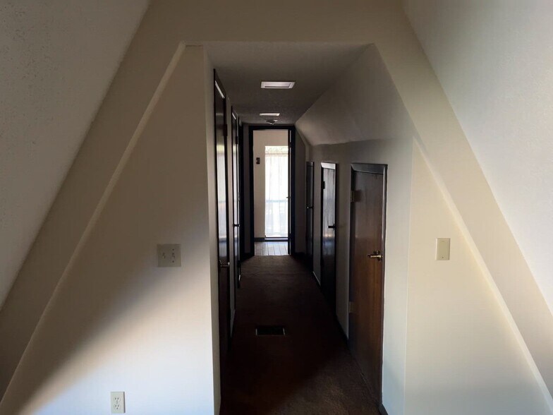 More Photos Of 2809 Blanding Blvd, Middleburg Office For Sale