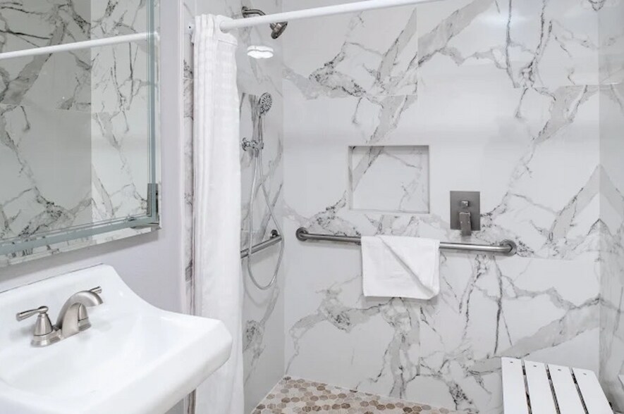 More Photos Of 290 Atascadero Rd, Morro Bay Hotel For Sale