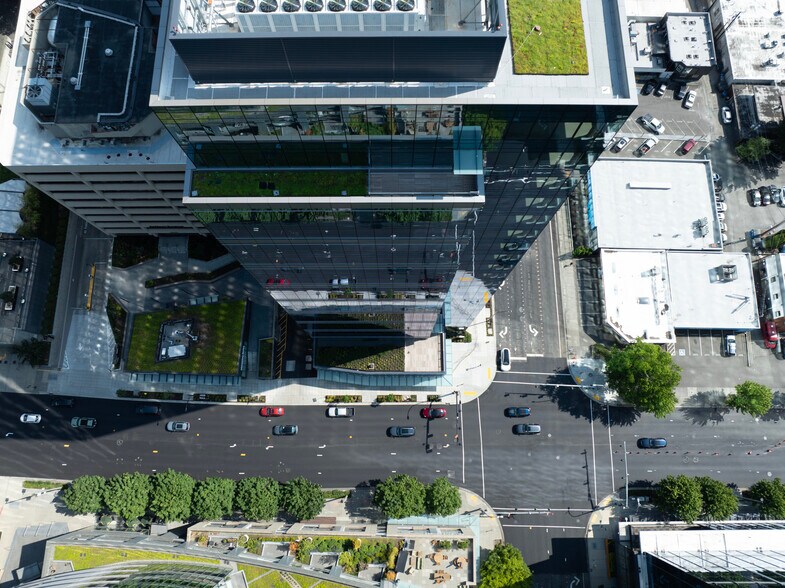 More Photos Of 350 106th Ave NE, Bellevue Office For Lease