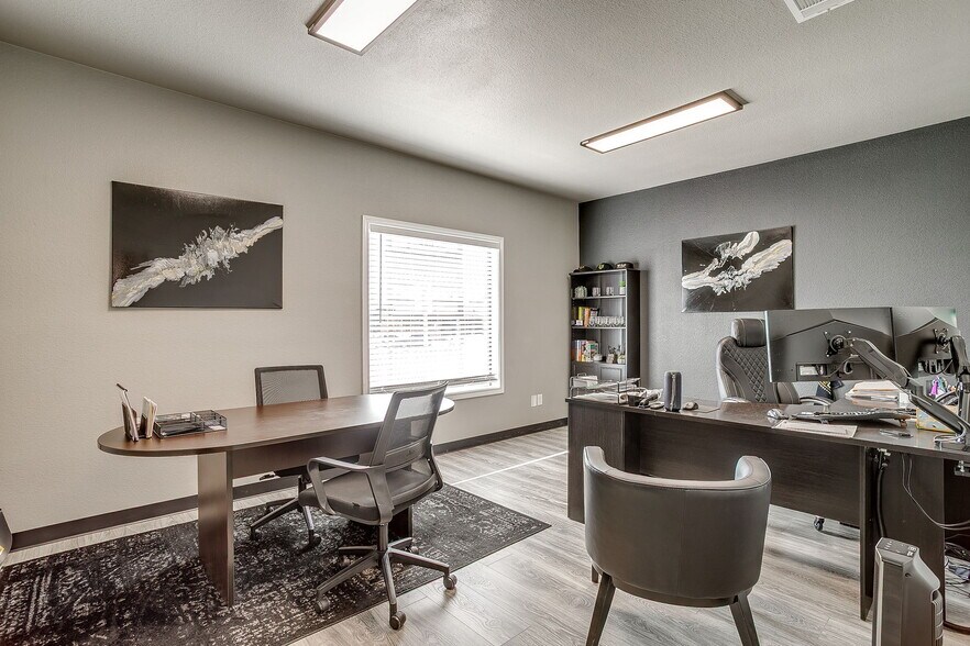 More Photos Of 9899 E Bankhead Hwy, Aledo Unknown For Lease