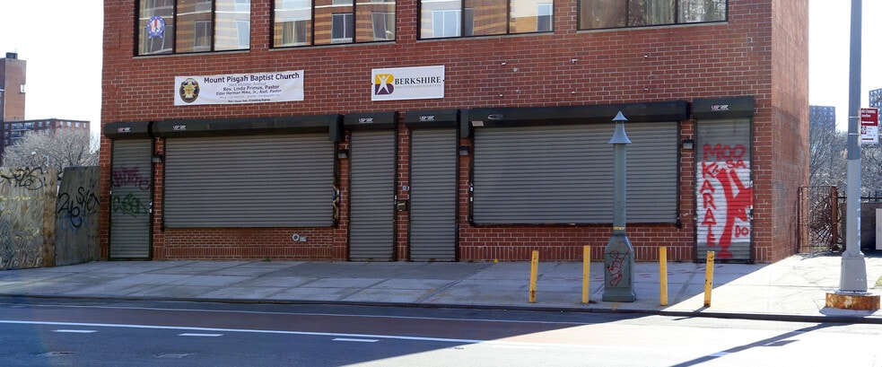 More Photos Of 3464 Webster Ave, Bronx General Retail For Lease