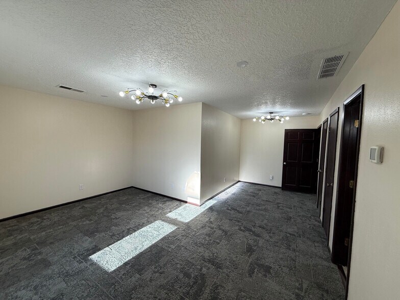 More Photos Of 10832 Prospect Ave NE, Albuquerque Office For Lease