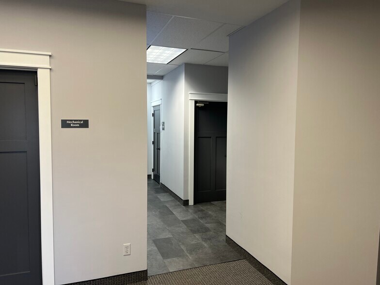 More Photos Of 7658 Design Dr, Baxter Office For Sale