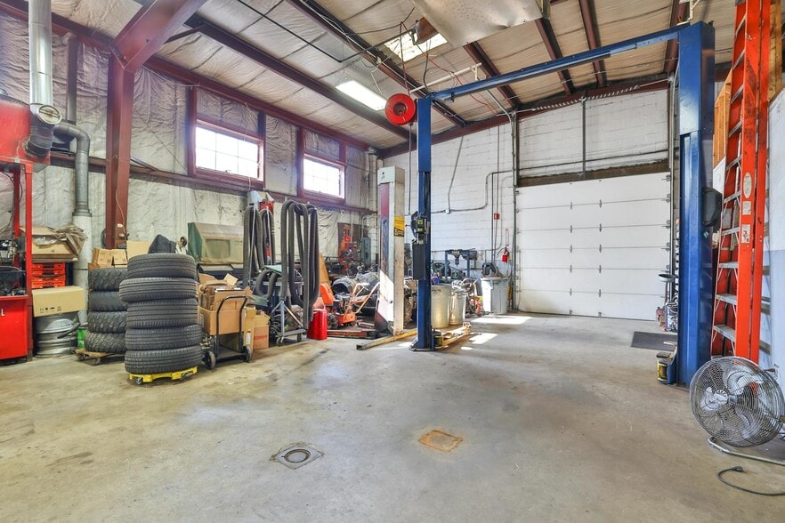 More Photos Of 50-52 Main st, Nyack Flex For Sale