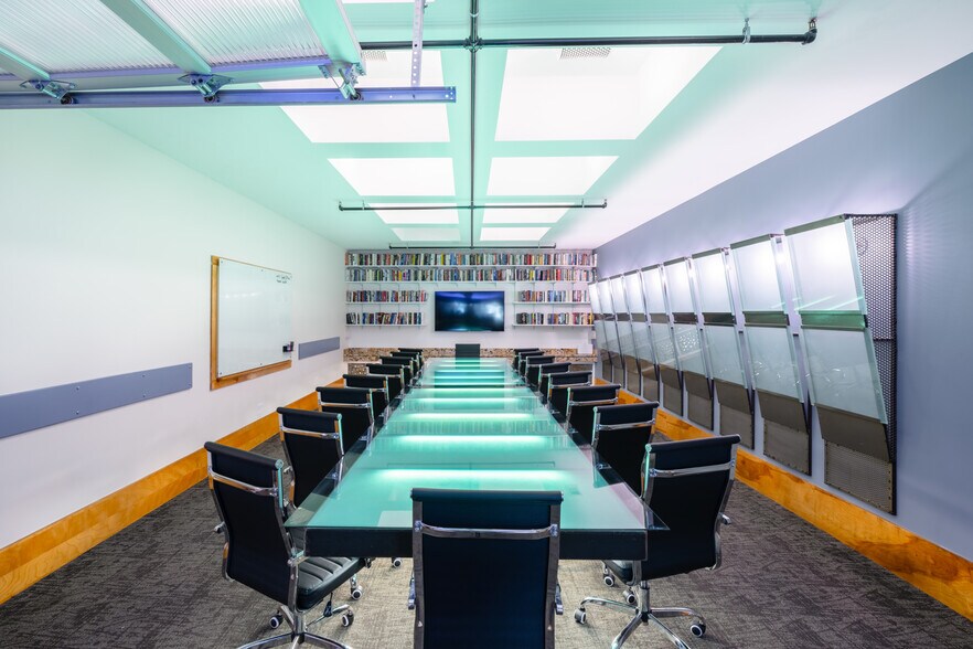 More Photos Of 6401 W Eldorado Pky, McKinney Coworking Space
