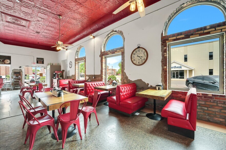 More Photos Of 100 W 4th St, Hobart Restaurant For Sale
