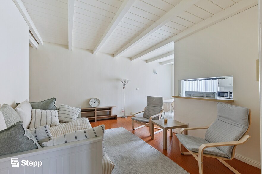 More Photos Of 914 S St Andrews Pl, Los Angeles Apartments For Sale