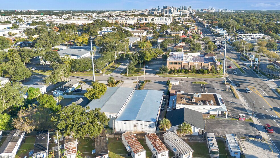 More Photos Of 10-14 W Illiana St, Orlando Warehouse For Sale