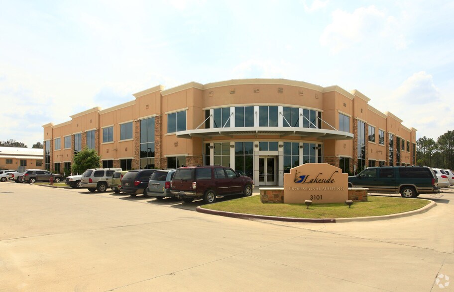 More Photos Of 3101 Highway 71 E, Bastrop Medical For Lease