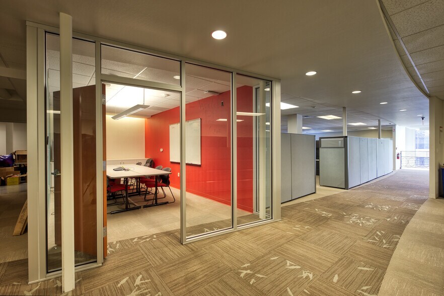 More Photos Of 2007 O St, Sacramento Office For Lease