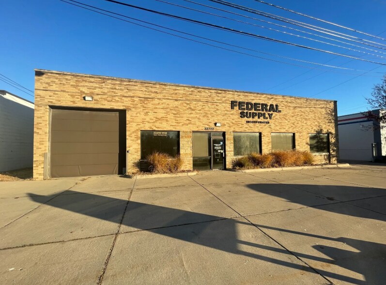 Primary Photo Of 32722 W 8 Mile Rd, Farmington Hills Warehouse For Lease