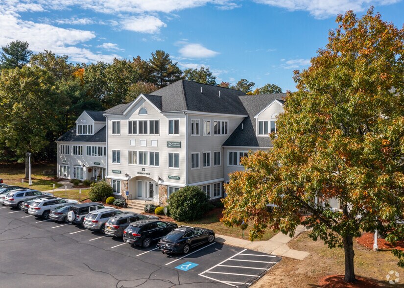 75 Gilcreast Rd, Londonderry, NH 03053 Medical Office For Lease