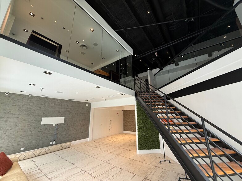 More Photos Of 6560 W Rogers Cir, Boca Raton Light Distribution For Sale