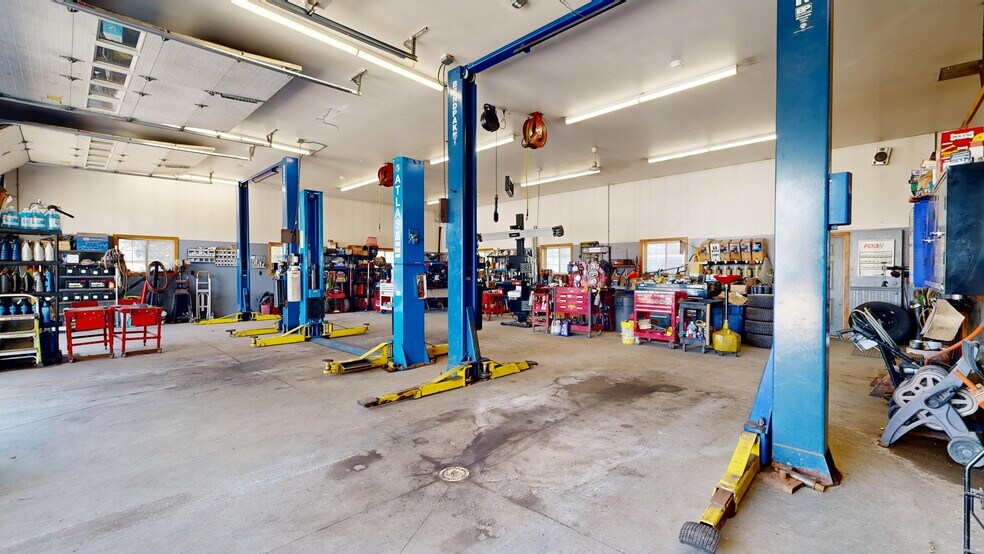 More Photos Of 48 S Main St, Andover Auto Repair For Sale