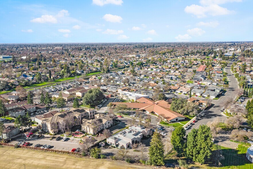 More Photos Of 5309 Carrington Cir, Stockton Healthcare For Sale