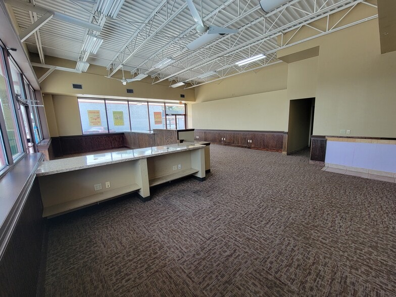 More Photos Of 12011 Bammel North Houston Rd, Houston Restaurant For Lease