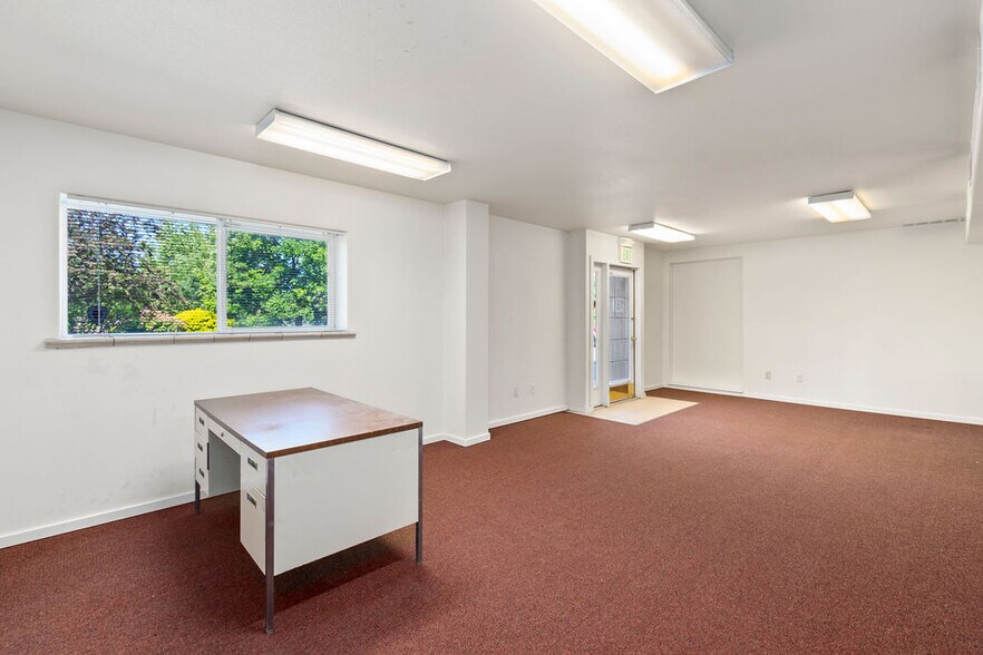 More Photos Of 562 W Crete Cir, Grand Junction Warehouse For Sale